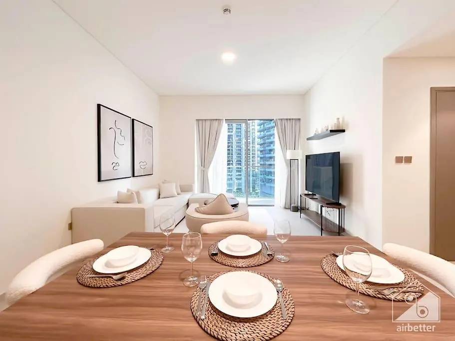 Luxury & Elegance In Downtown Fountain Views Apartment Dubai