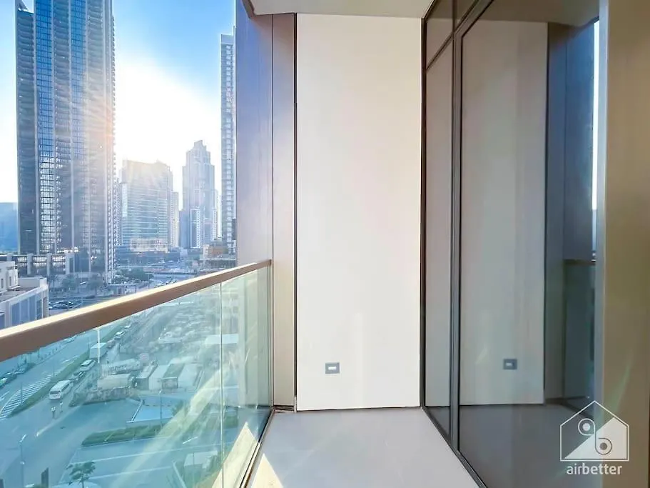 Luxury & Elegance In Downtown Fountain Views Apartment Dubai