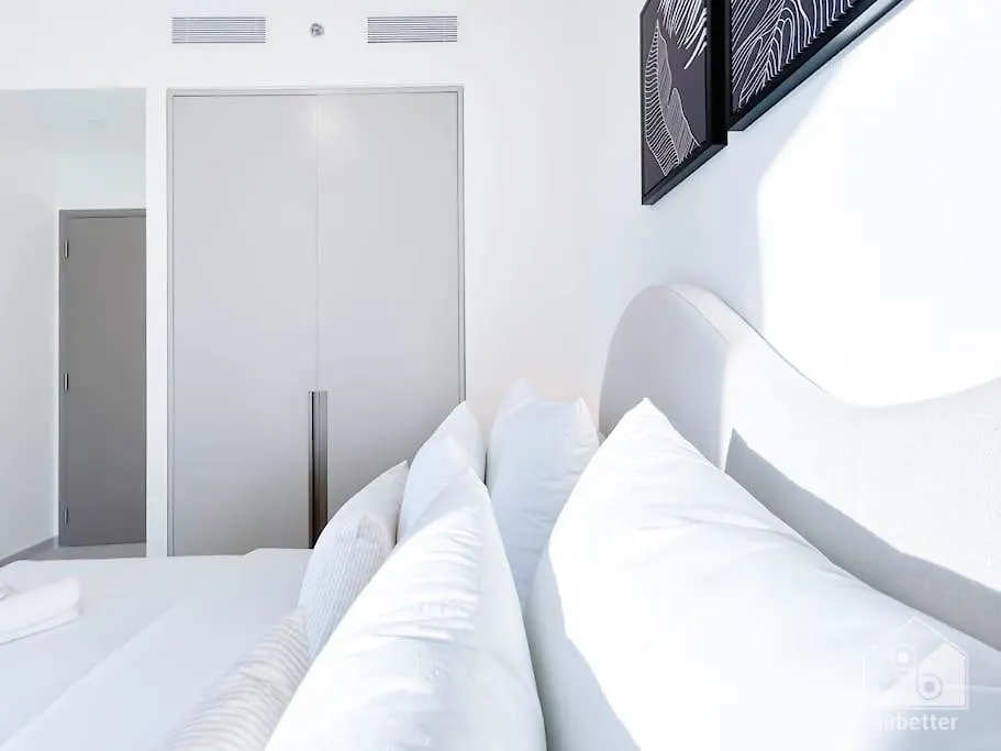 Luxury & Elegance In Downtown Fountain Views Apartment Dubai