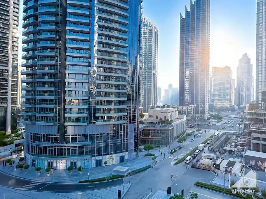 Luxury & Elegance In Downtown Fountain Views Apartment Dubai